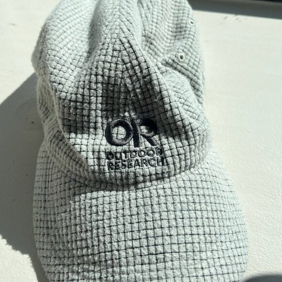 OUTDOOR RESEARCH FLEECE RUNNING HAT - Picture 1 of 4